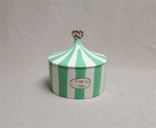 Pretzel Box