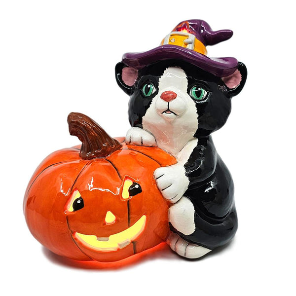 Cat and Jack-o-Lantern